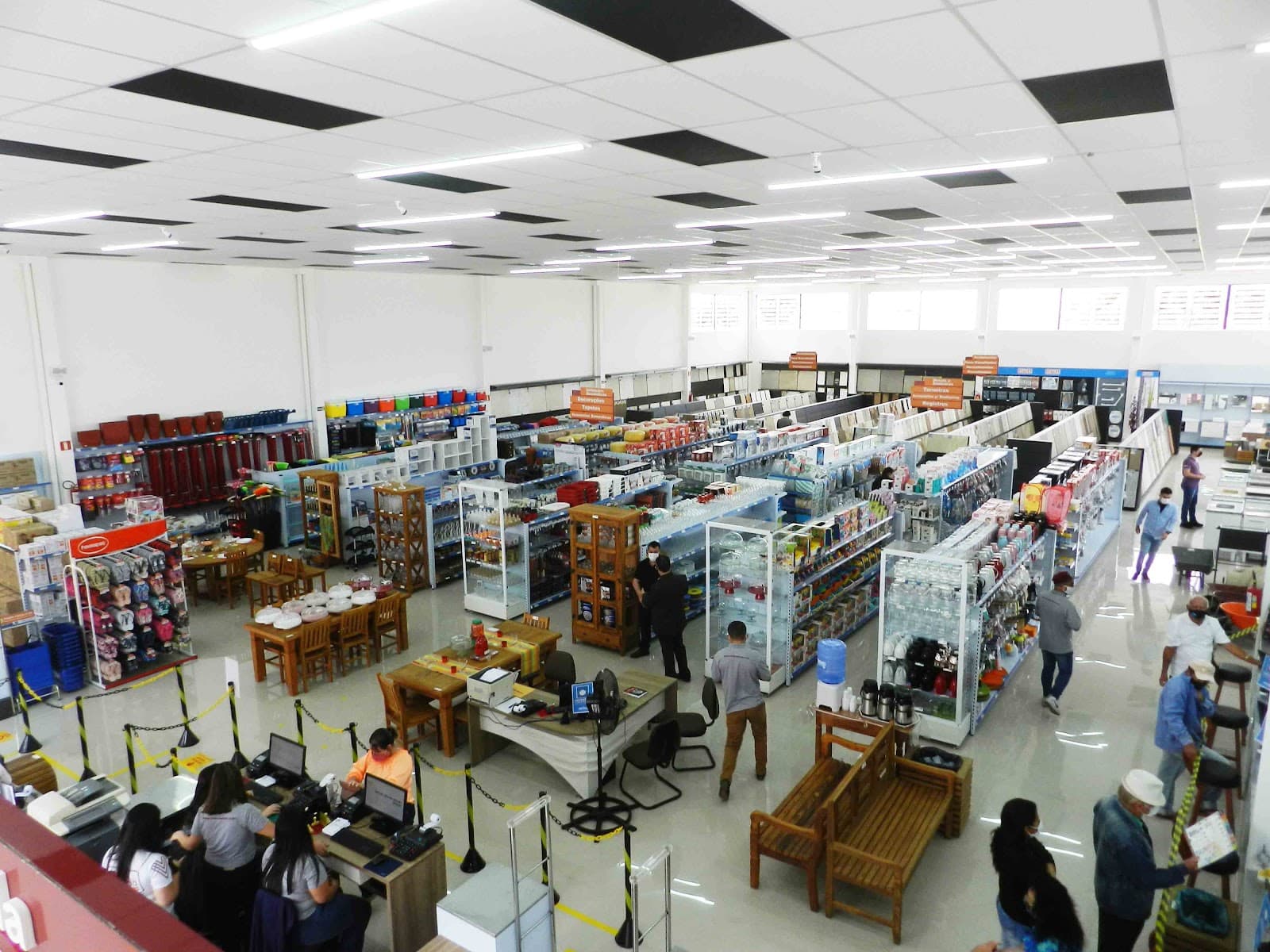 Caetano Materiais para Construção Loja 10 Cesário Lange-SP - foto 2