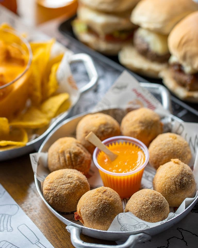 Maestro Burger & Grill - foto 2